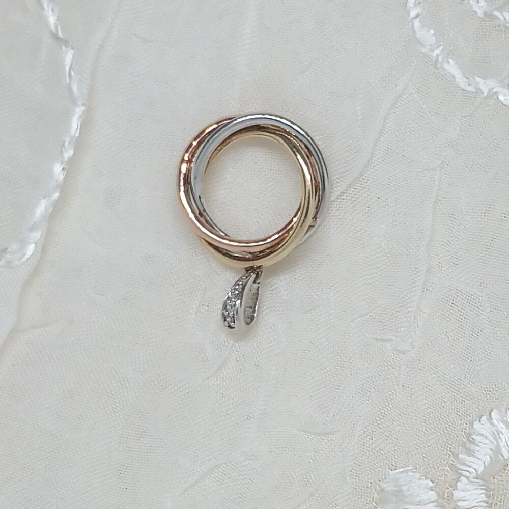 10K Tri Color Gold 4 Diamonds Trinity Style Circle Pendant - Picture 10 of 12